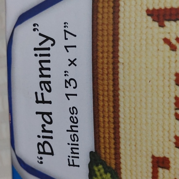 NEW Family Is Everything Wall Decor Plastic canvas Kit - Picture 6 of 6